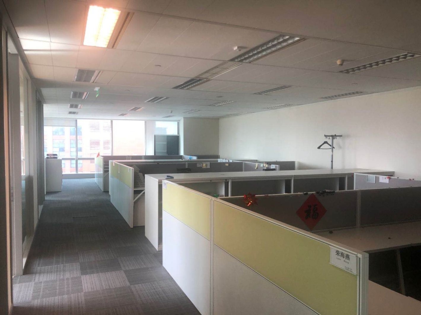 长宁来福士广场长宁 长宁来福士广场 479平米 简装修