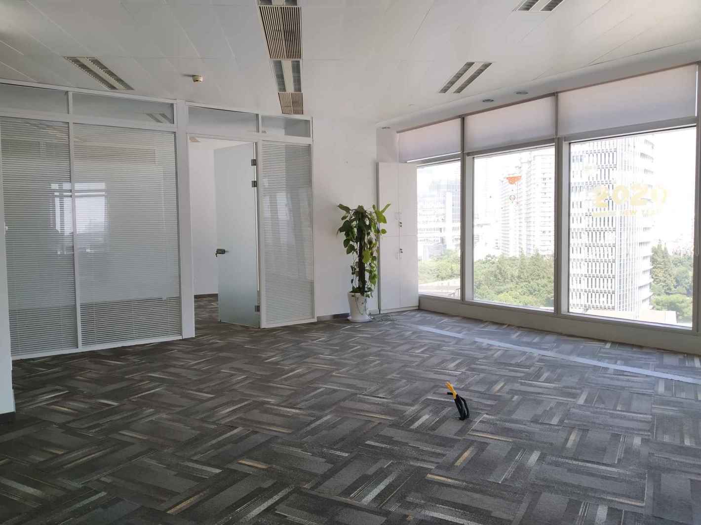 绿地海外滩中心 绿地海外滩中心黄浦 201平米 精装修