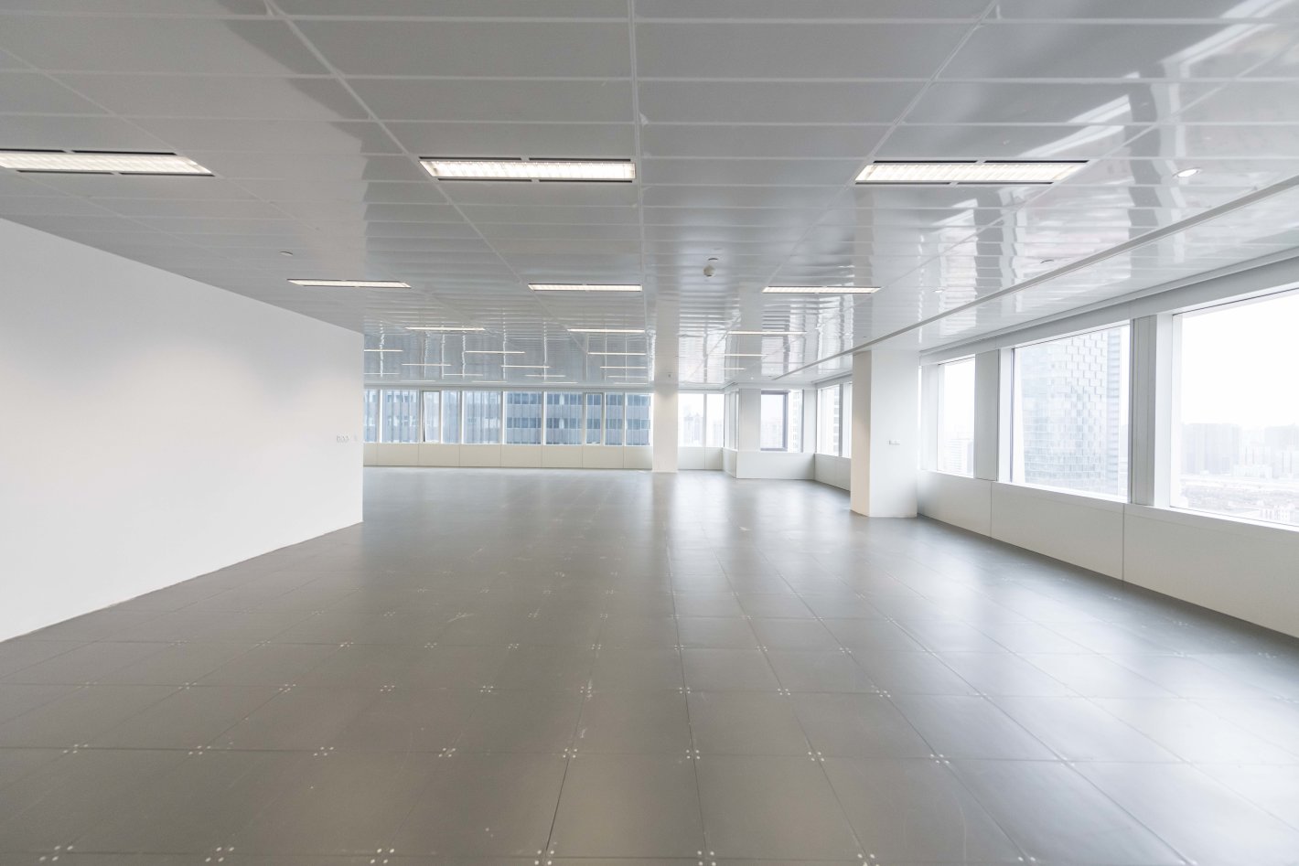 星荟中心412平米办公室出租-租金价格8.50元/m²/天