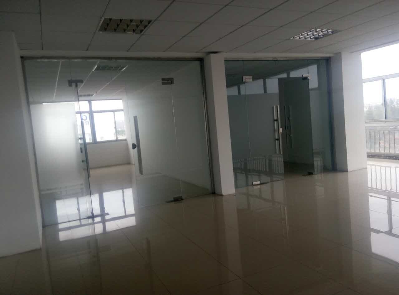 九润商务大厦（徐汇)458平米办公室出租-租金价格1.93元/m²/天