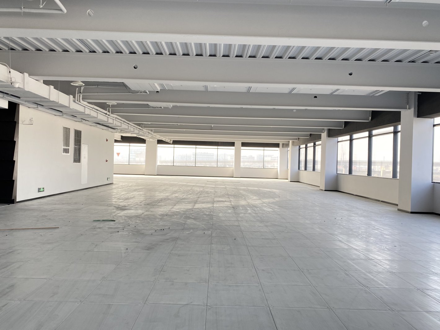 虹桥国际展汇长宁 虹桥国际展汇 1778平米 简装修