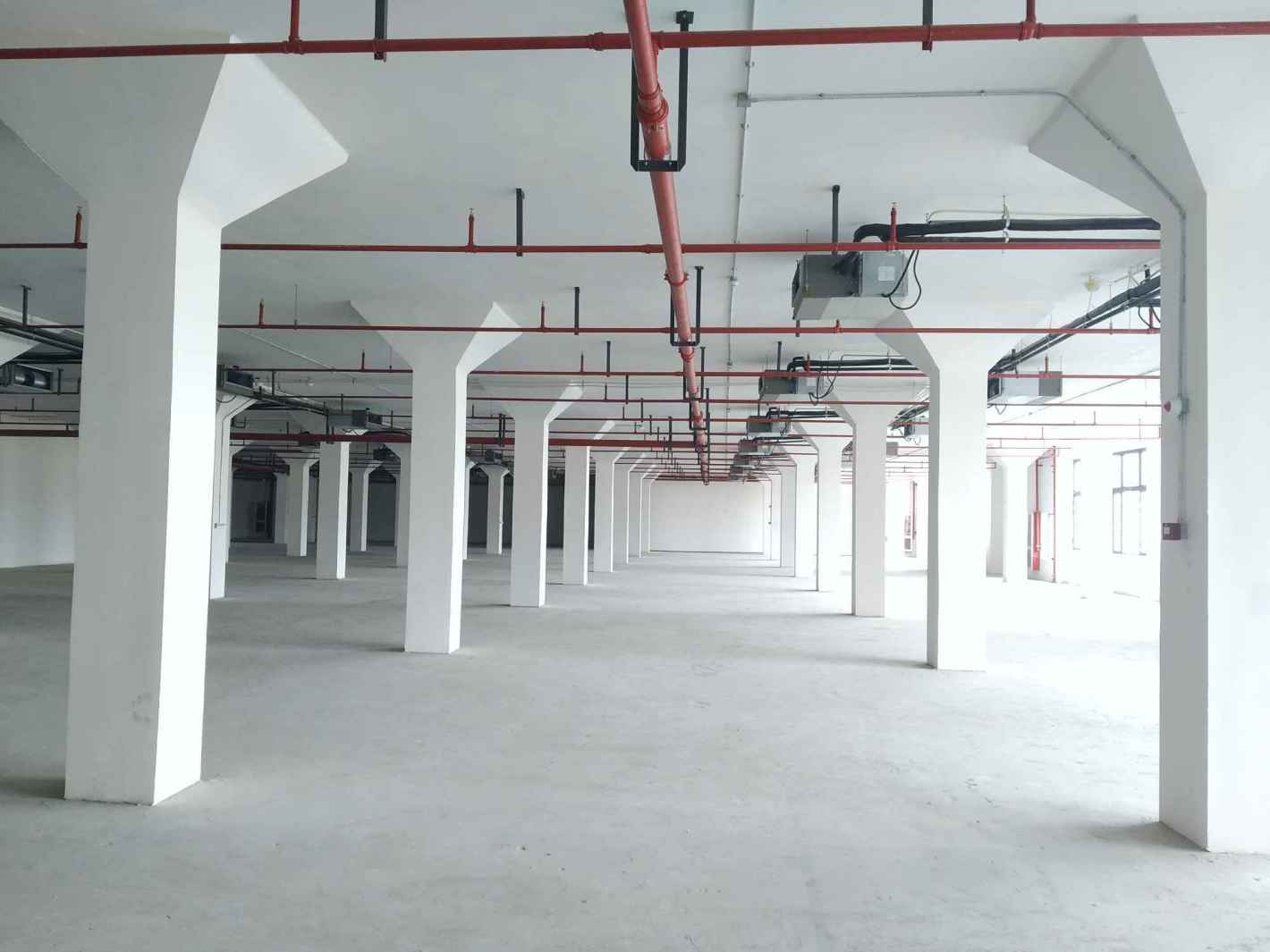 宝山新业坊源创宝山 宝山新业坊源创 3175平米 毛坯