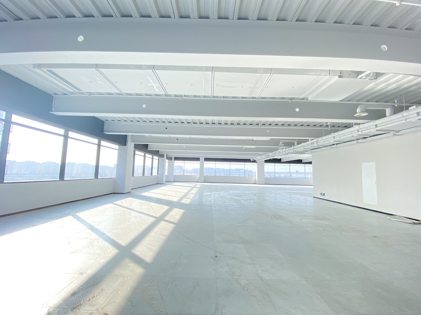 虹桥国际展汇长宁 虹桥国际展汇 1778平米 简装修