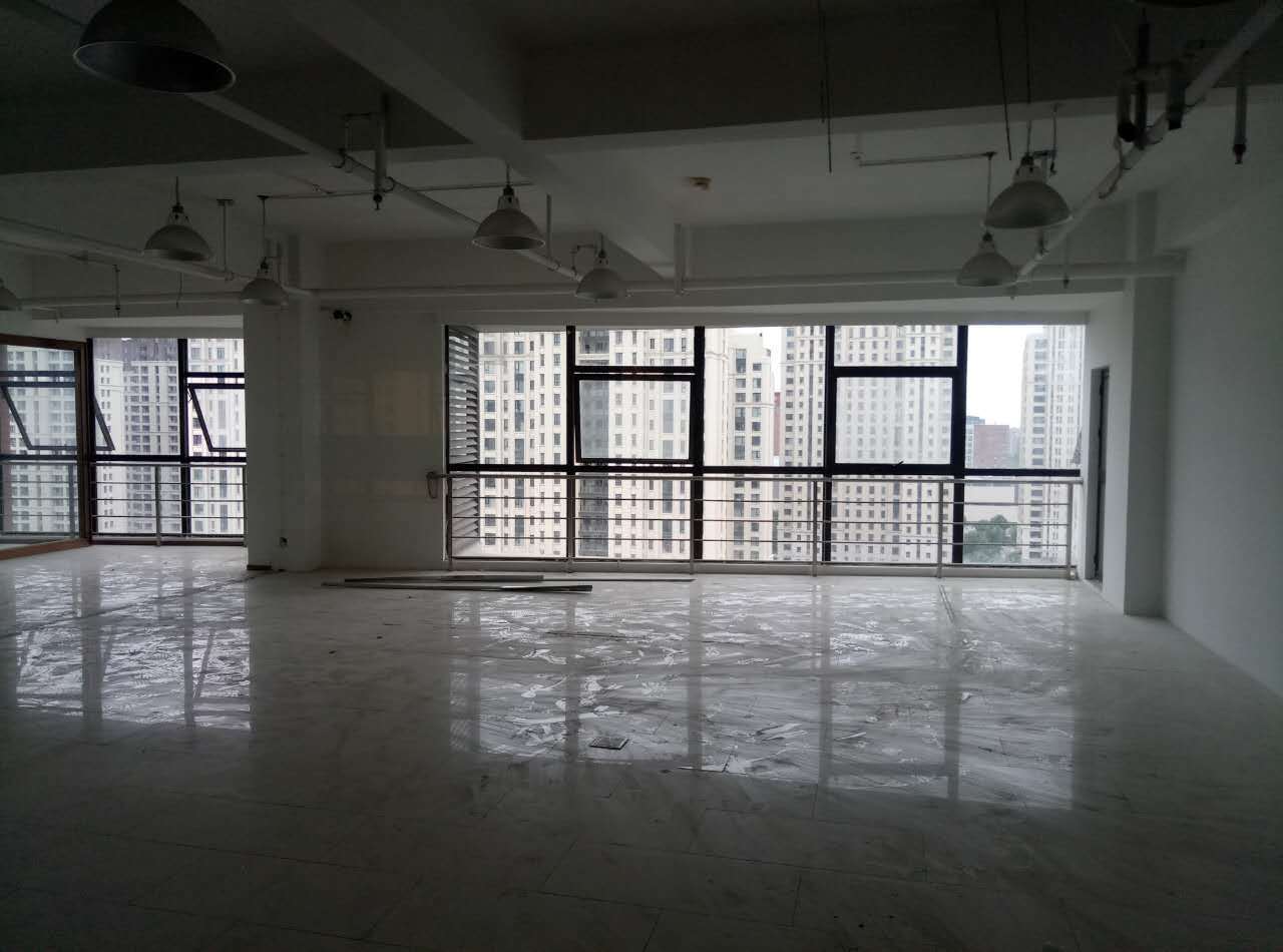 新曹杨科技大厦141平米办公室出租-租金价格3.20元/m²/天
