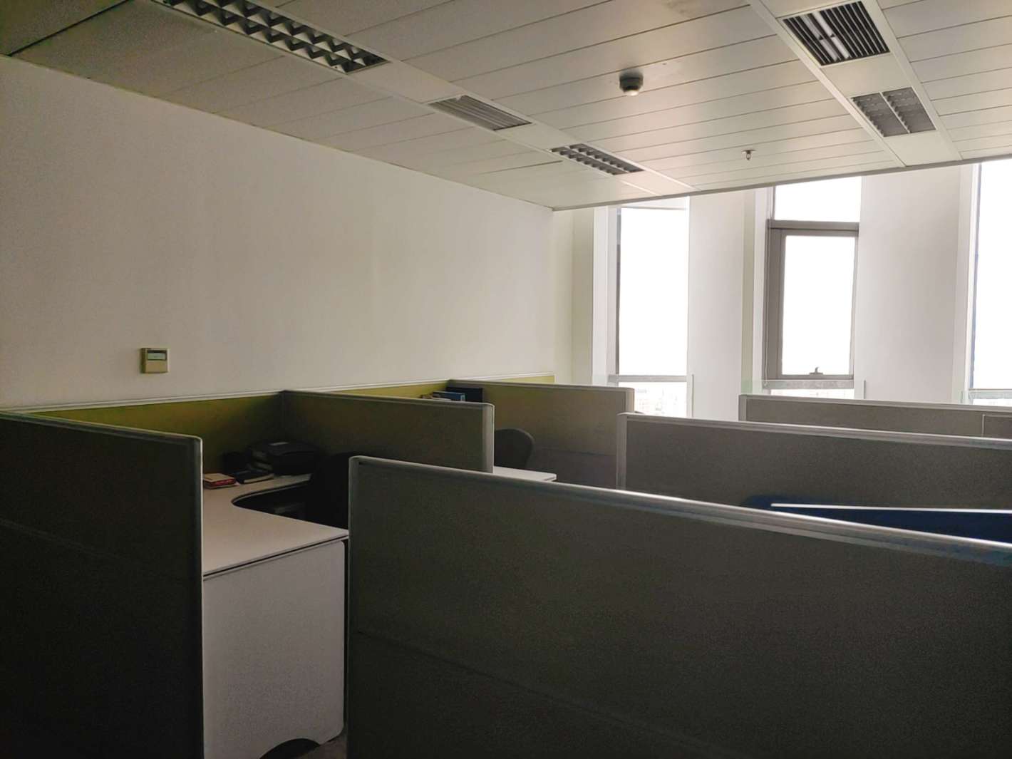 汇阳广场徐家汇  汇阳广场.250方.精装修.可装空调