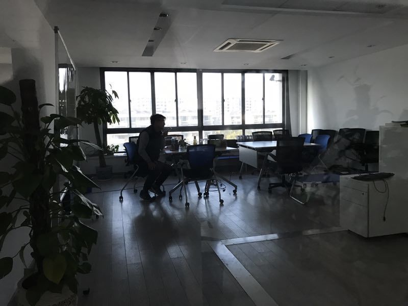 东华大学国家大学科技园长宁 东华大学国家大学科技园 600平米 精装修