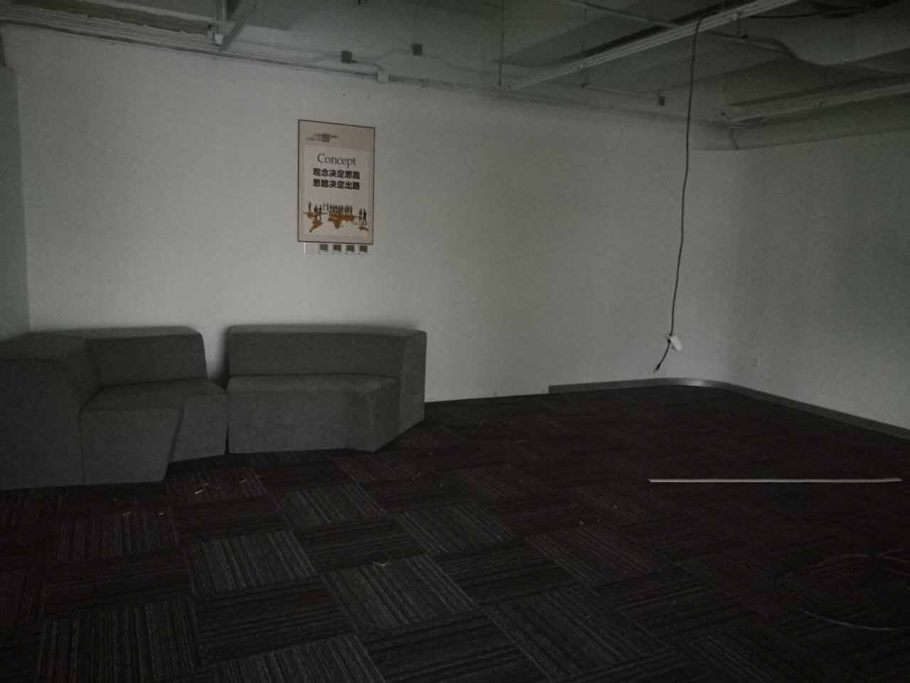 天会商务广场(凌空SOHO)长宁 天会商务广场(凌空SOHO) 314平米 精装修