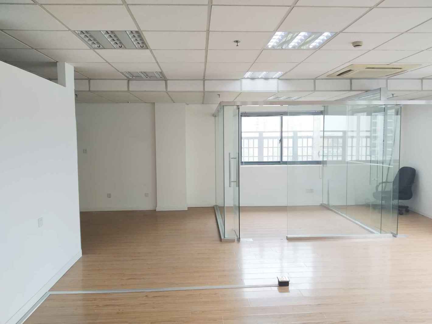兆益科技园105平米办公室出租-租金价格4.26元/m²/天