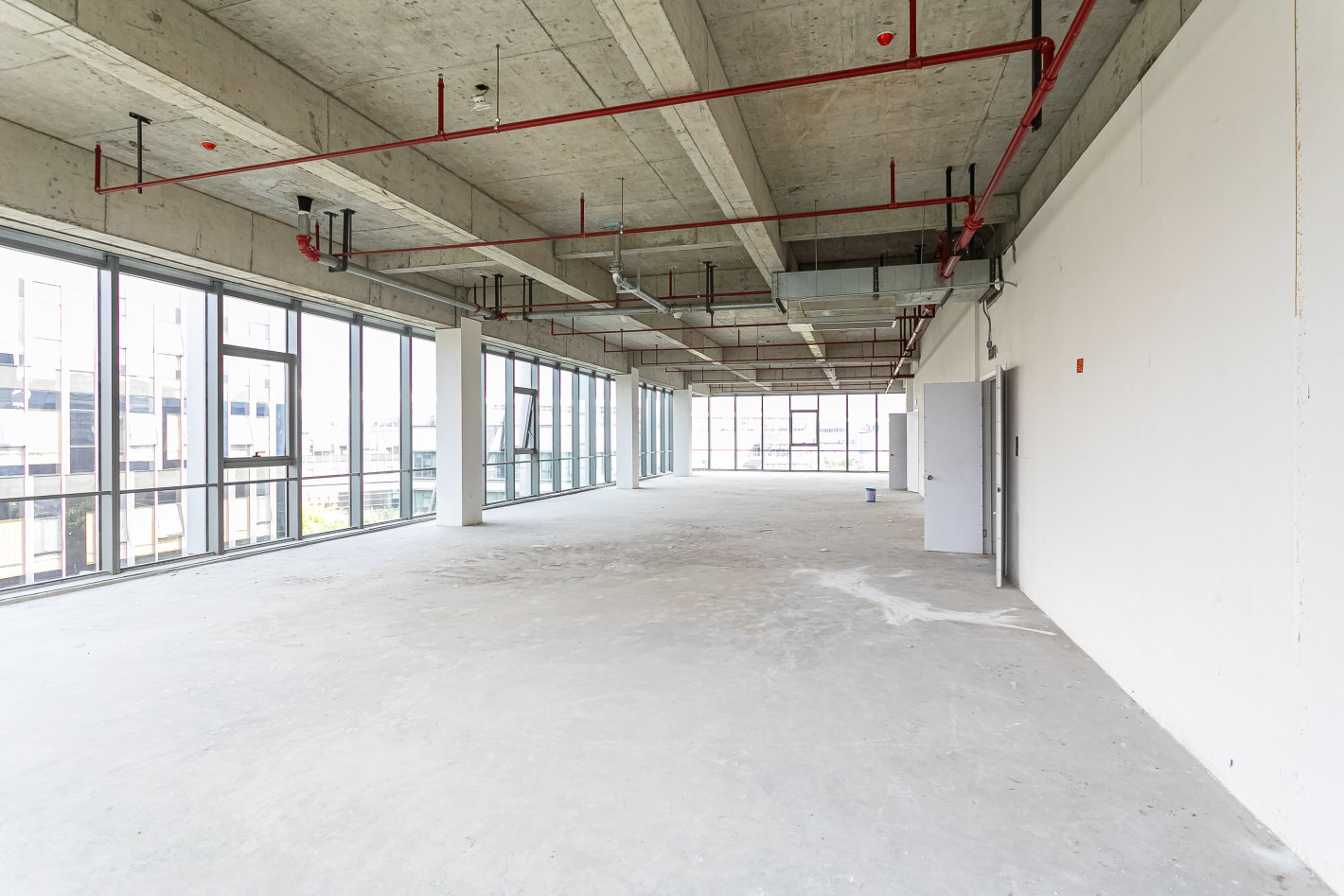 虹桥正荣中心长宁 虹桥正荣中心 392平米 毛坯