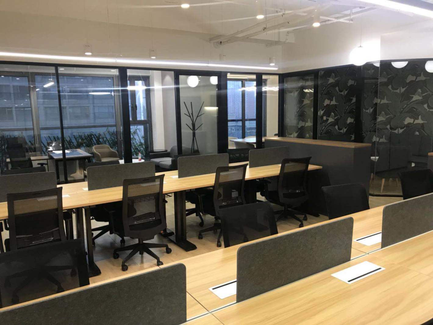 五角场万达广场杨浦 五角场万达广场 300平米 中等装修