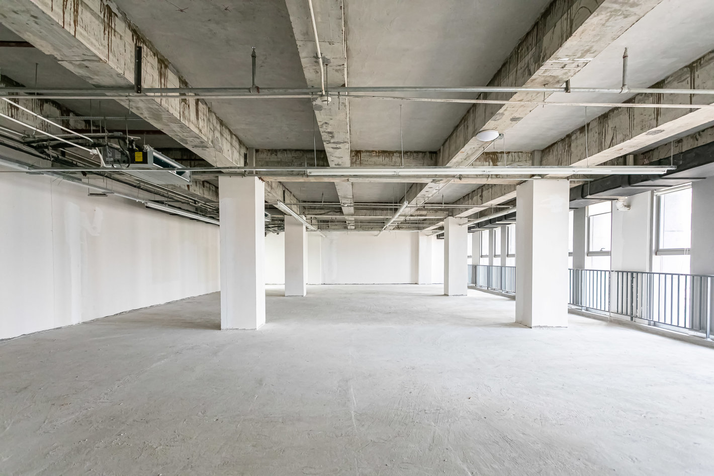 汇智园满星空间189平米办公室出租-租金价格4.06元/m²/天