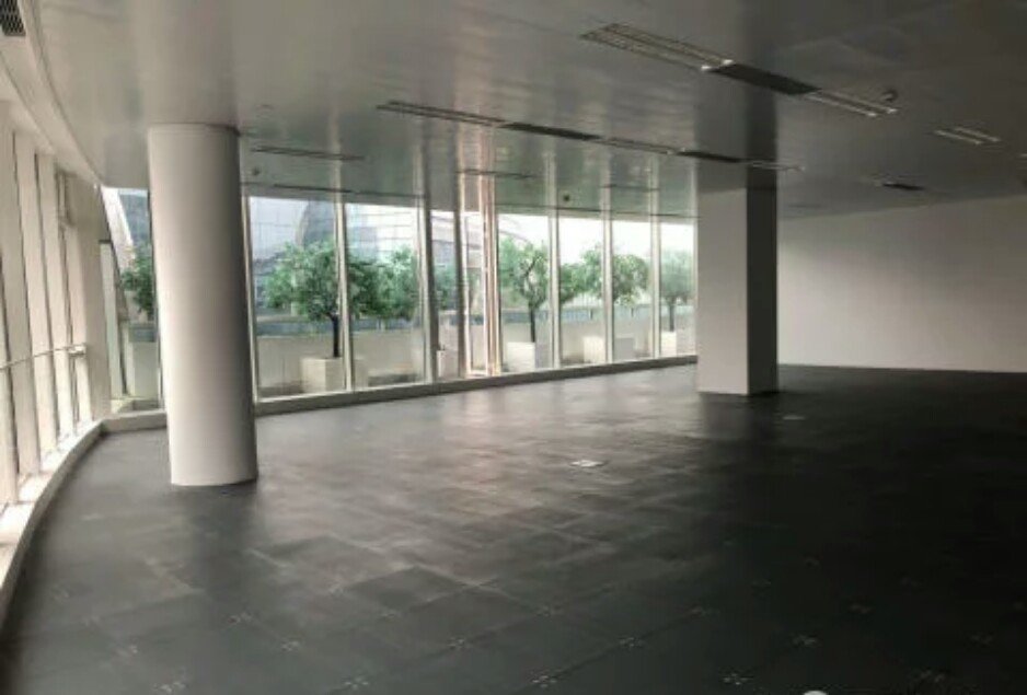 虹桥世界中心57平米办公室出租-租金价格4.09元/m²/天