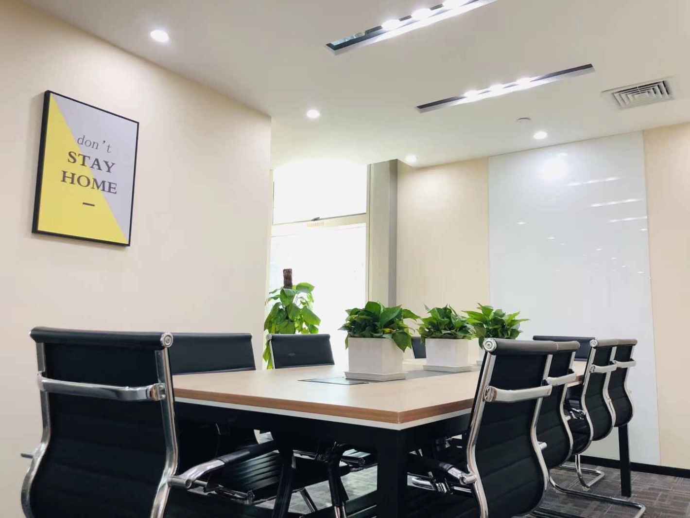 新上海国际大厦浦东 新上海国际大厦 233平米 精装修