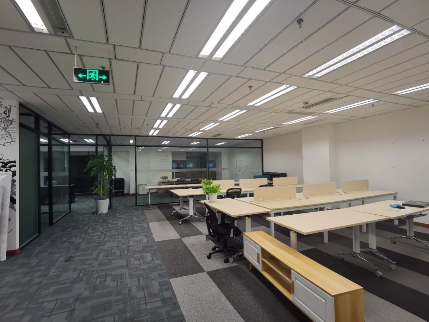 绿地汇中心徐汇 绿地汇中心 107平米 简装修