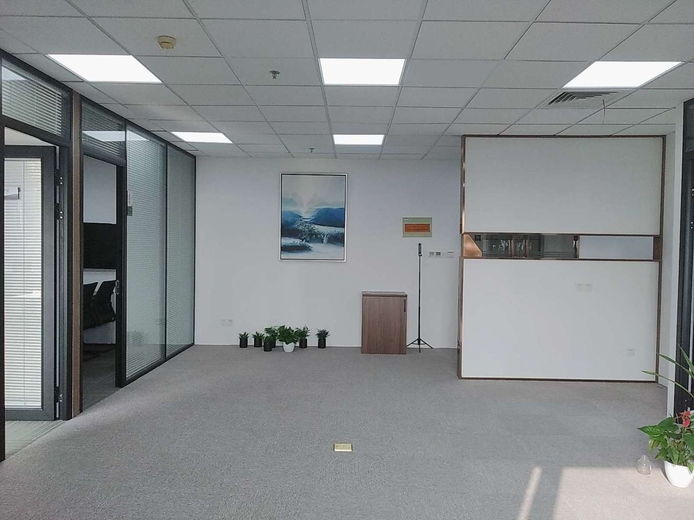 海亮大厦普陀 海亮大厦 126平米 精装修