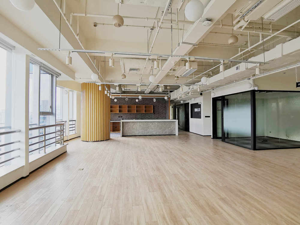 日月光中心黄浦 日月光中心 470平米 简装修