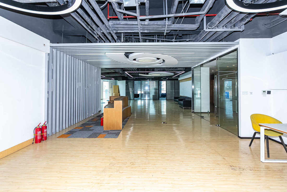 虹桥协信中心长宁 虹桥协信中心 359平米 精装修