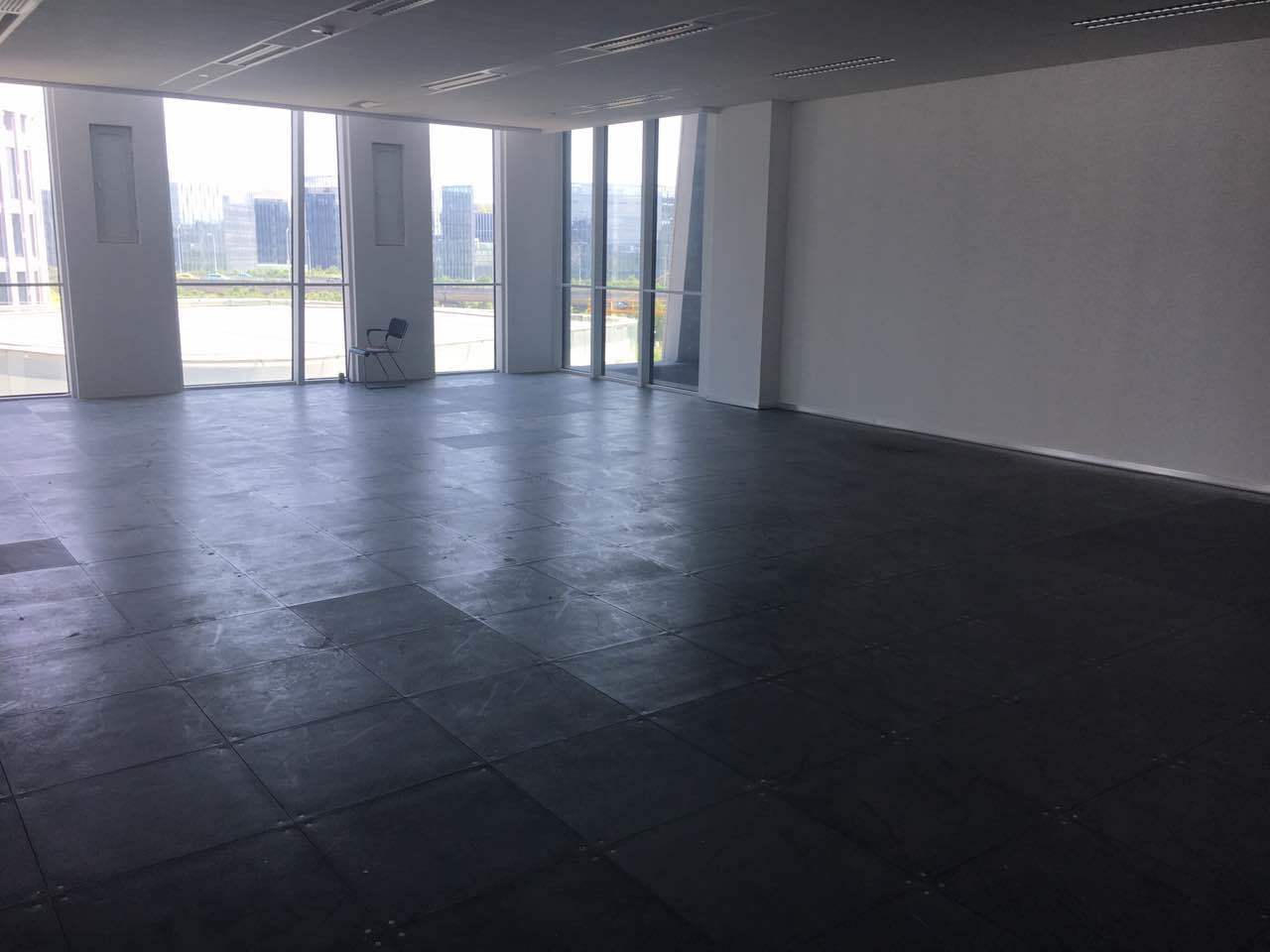 虹桥协信中心长宁 虹桥协信中心 170平米 简装修