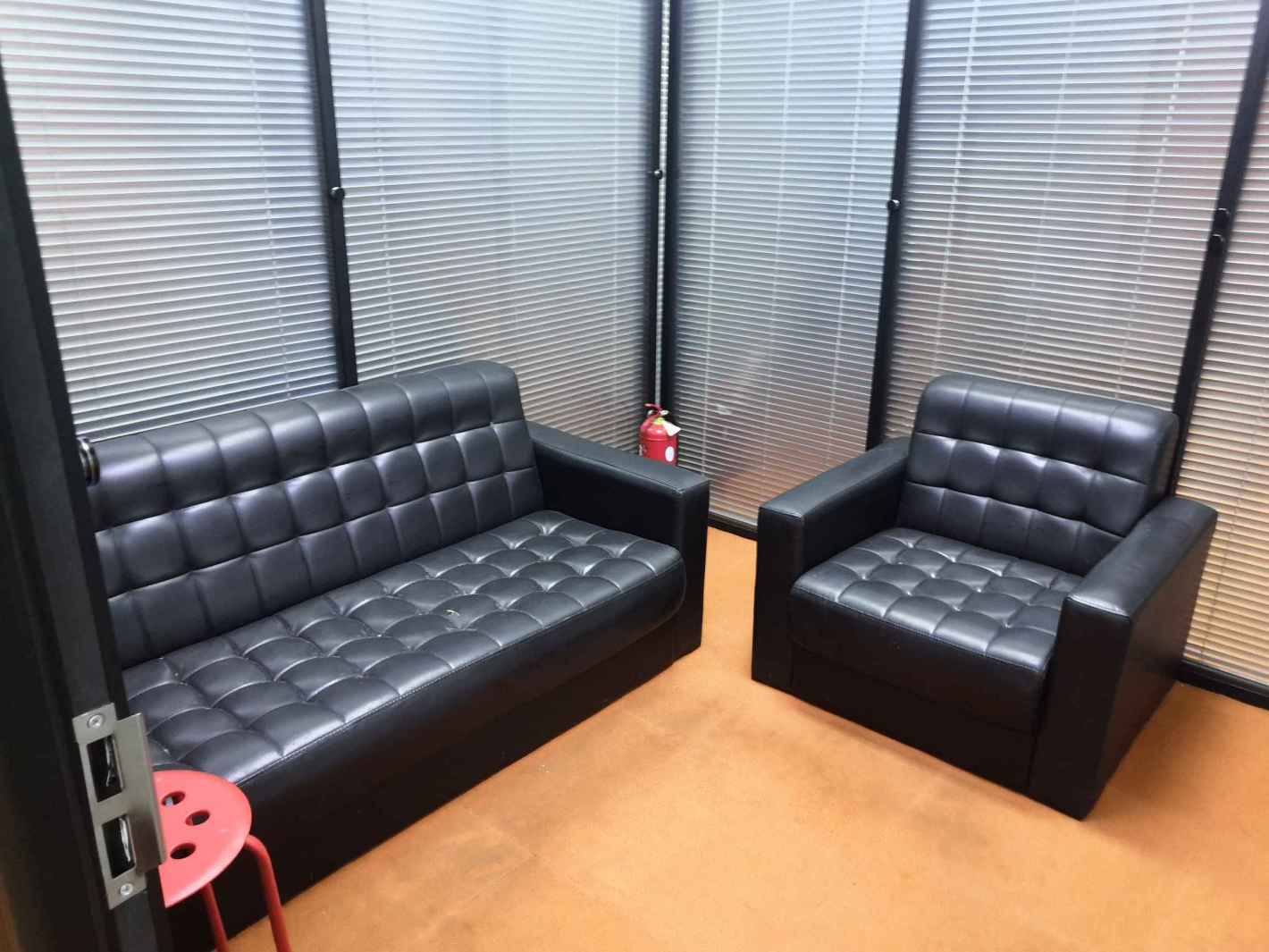 仲益大厦静安 仲益大厦 217平米 简装修