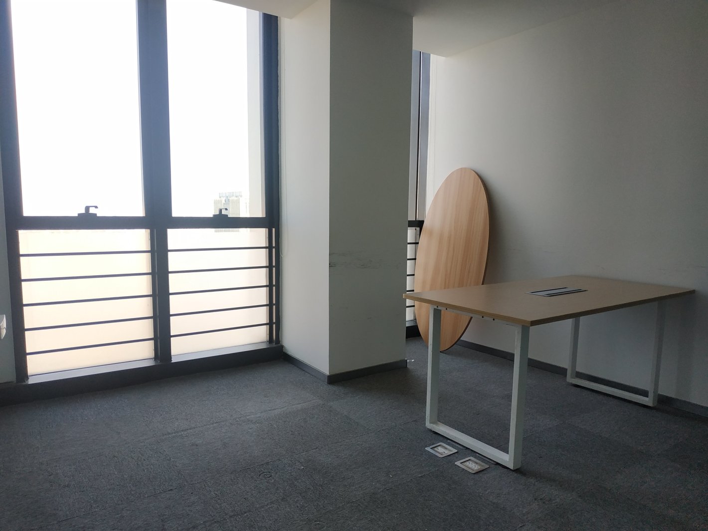 华滋奔腾大厦宝山 华滋奔腾大厦 530平米 精装修