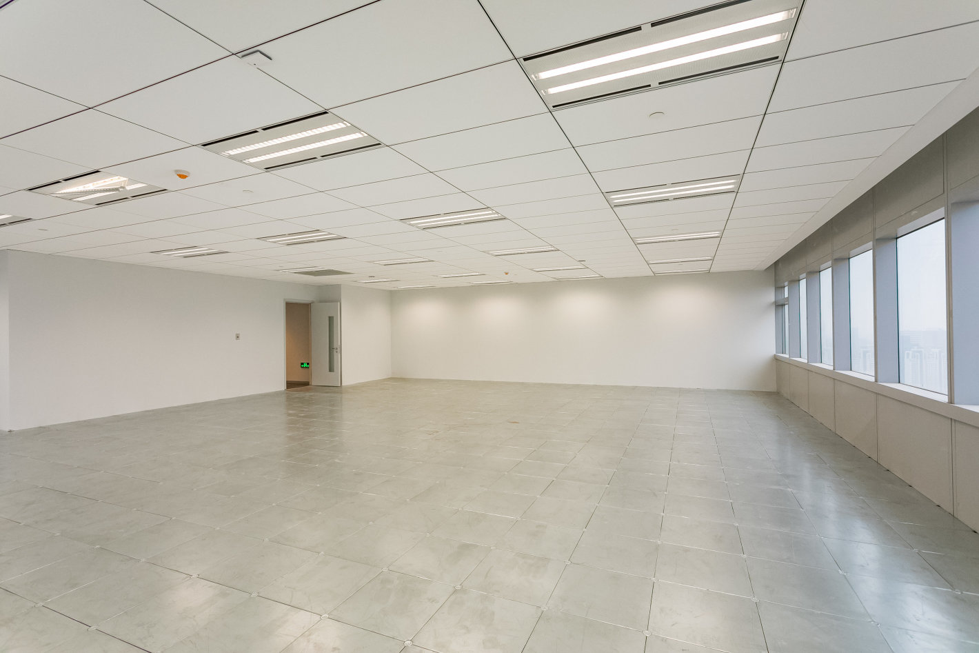 长宁来福士广场长宁 长宁来福士广场 242平米 简装修