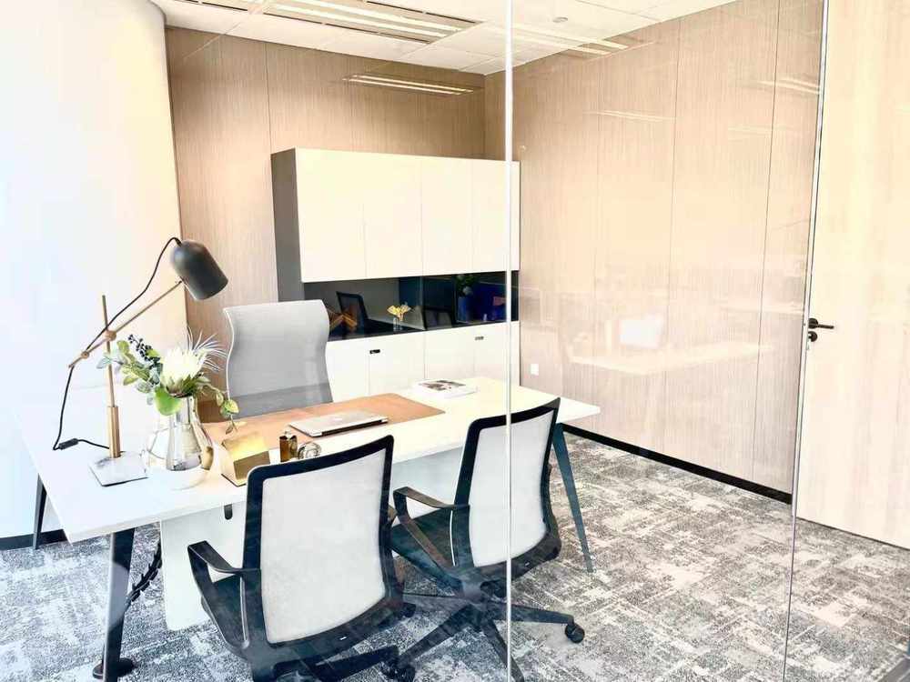 新茂大厦黄浦 新茂大厦 233平米 简装修