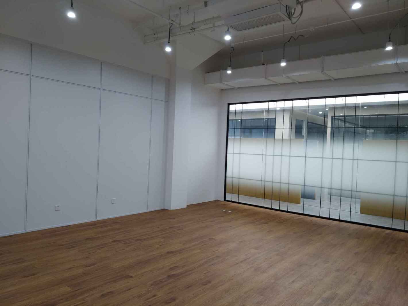 宝山新业坊源创宝山 宝山新业坊源创 89平米 精装修