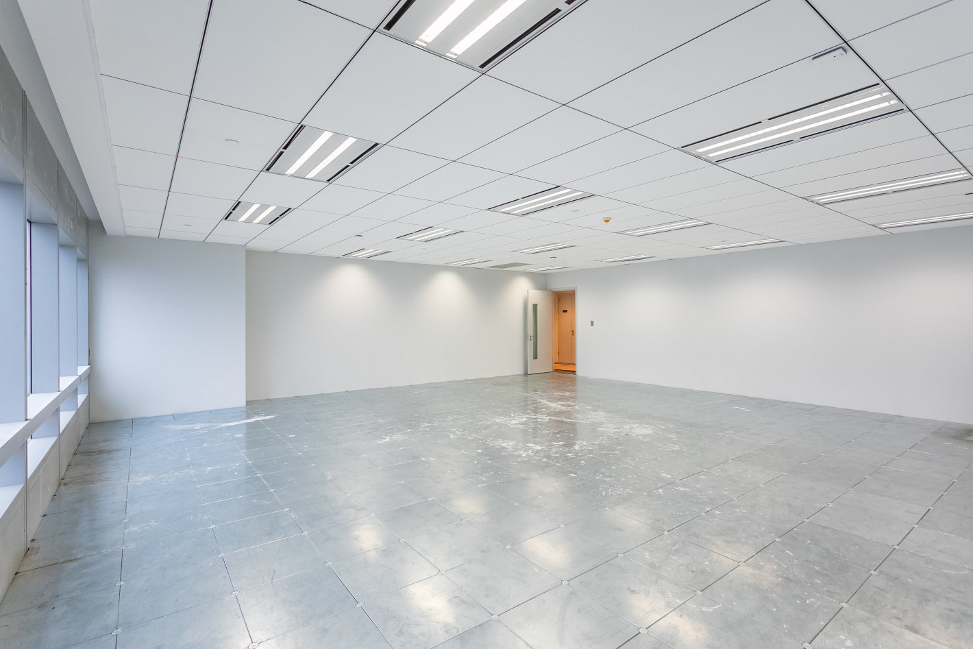 长宁来福士广场长宁 长宁来福士广场 242平米 简装修