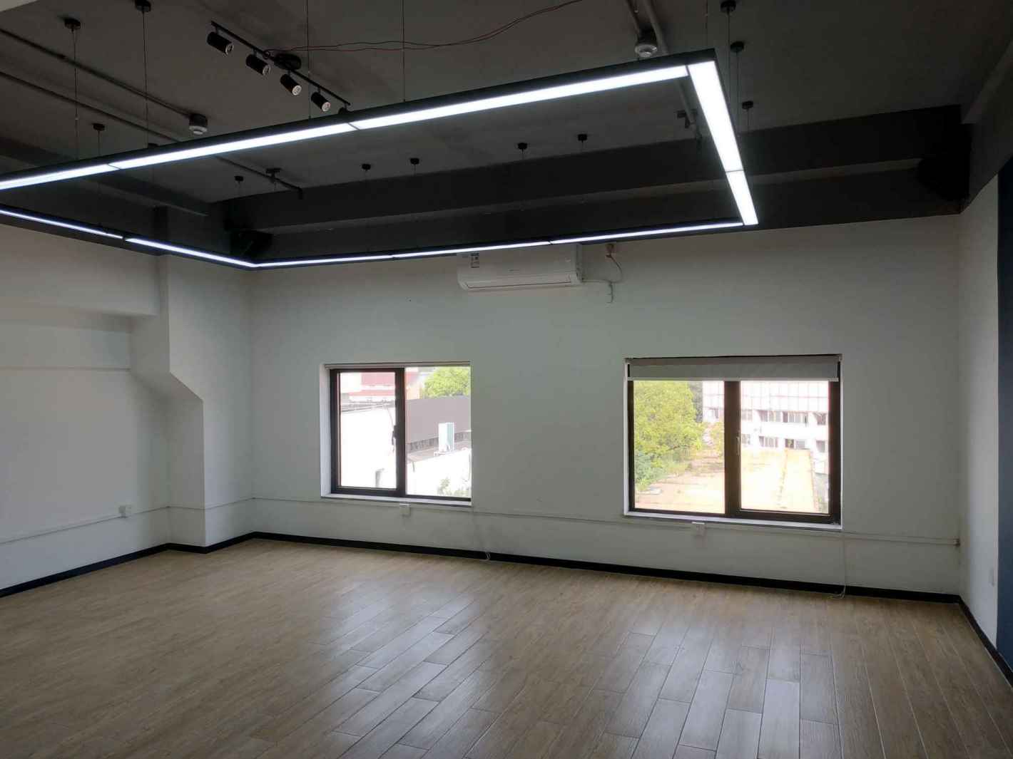 昇Park创意产业园宝山 昇Park创意产业园 95平米 简装修