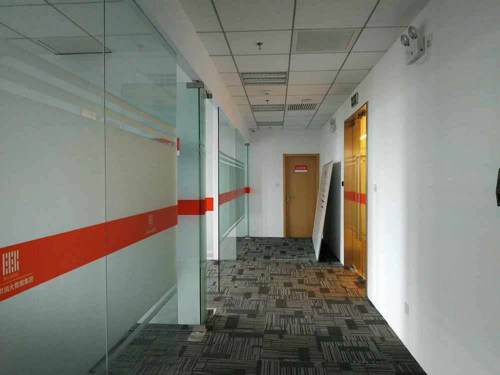 永丰国际广场徐汇 永丰国际广场 267平米 简装修