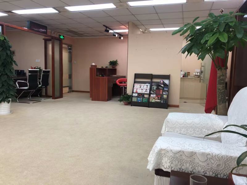 世界贸易大厦黄浦 世界贸易大厦 198平米 中等装修