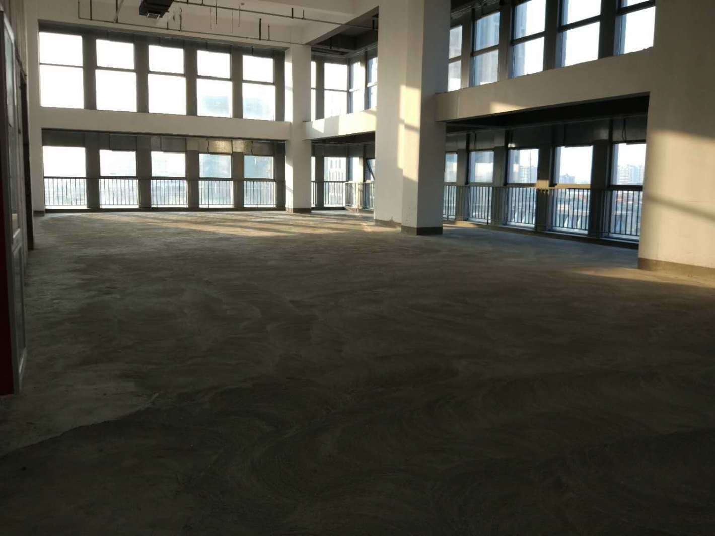 汇智园满星空间静安 汇智园满星空间 364平米 毛坯