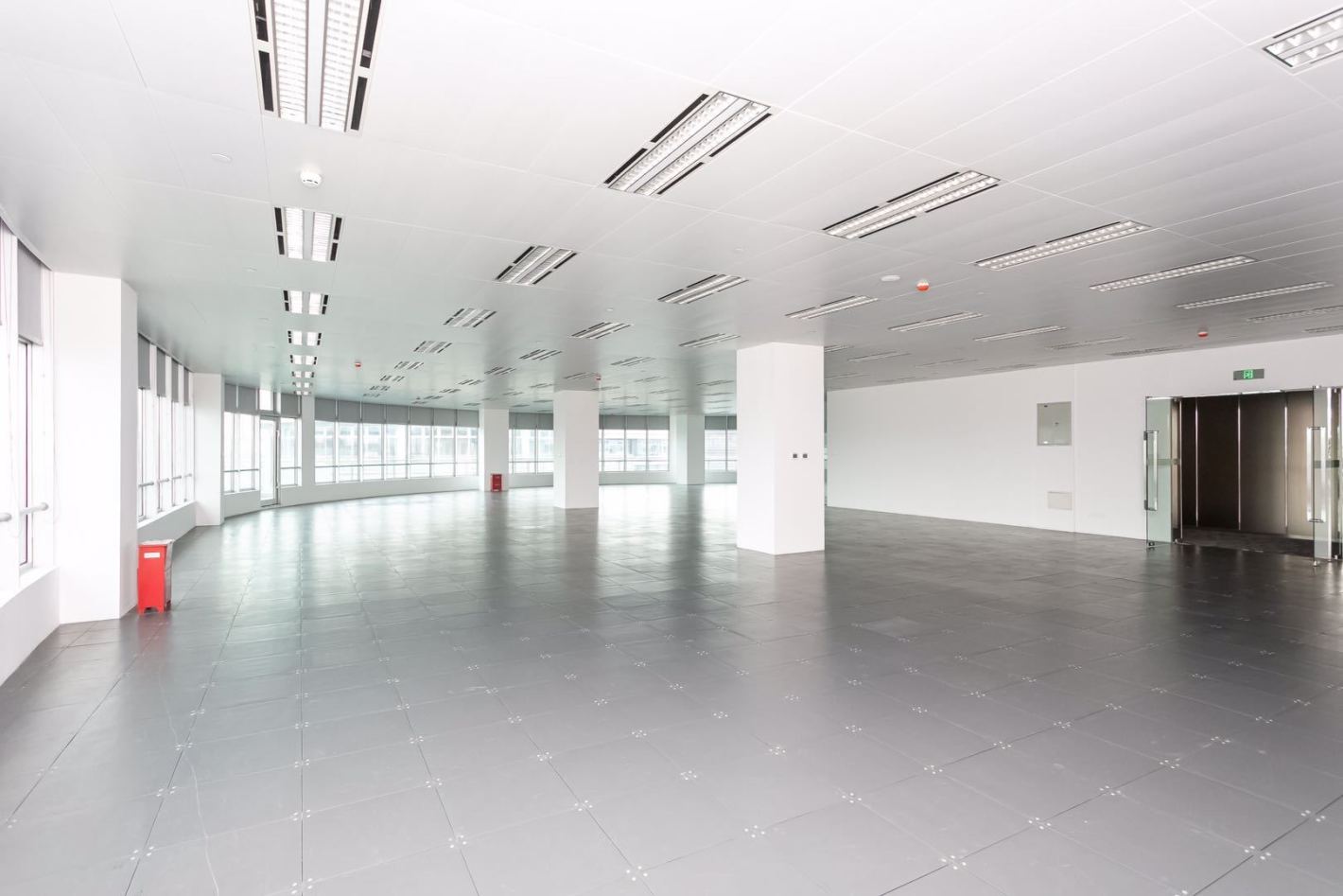 虹桥丽宝广场长宁 虹桥丽宝广场 360平米 简装修