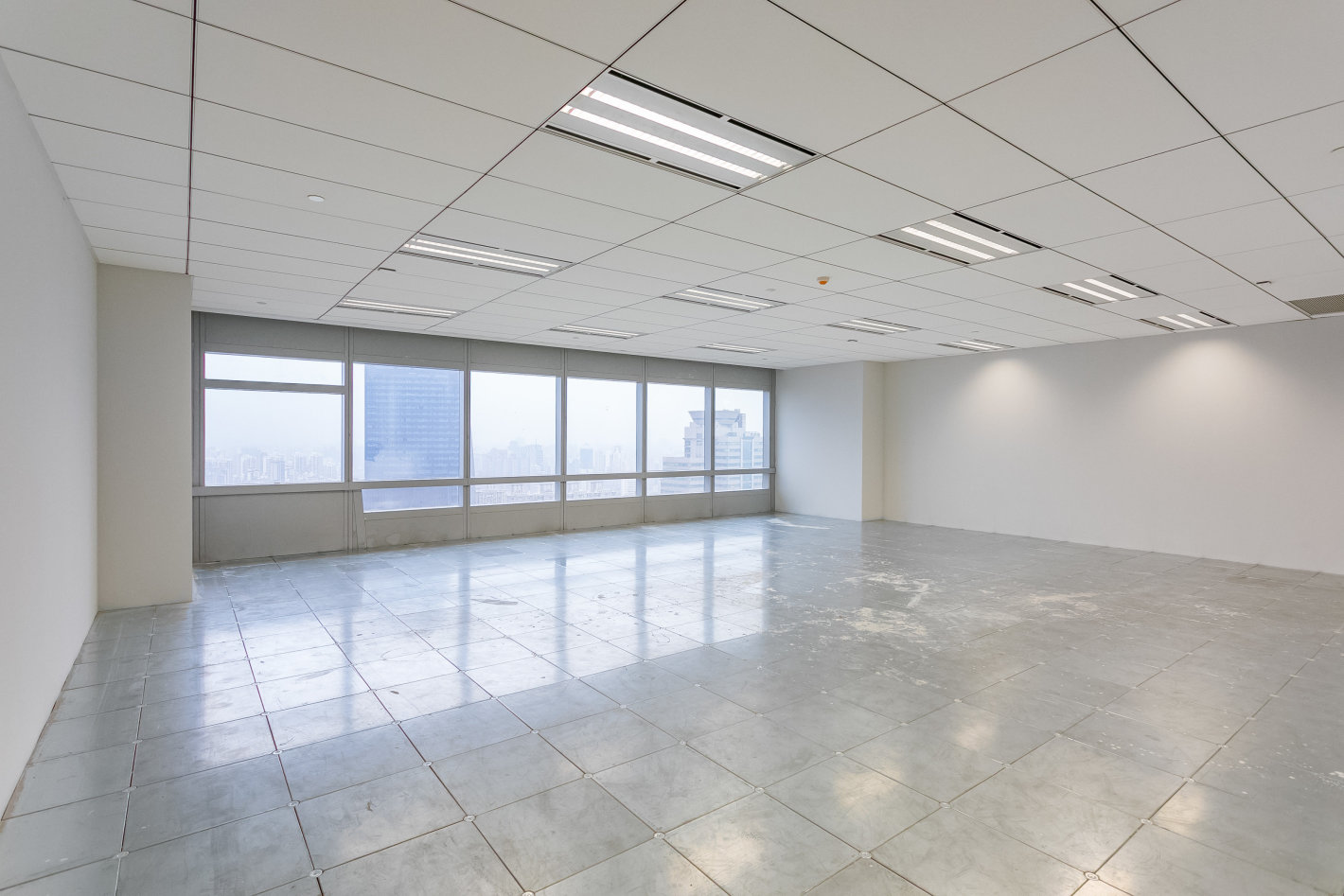 长宁来福士广场长宁 长宁来福士广场 242平米 简装修