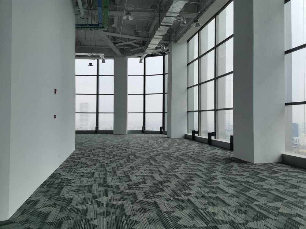 绿地缤纷城（绿地中心二期）徐汇 绿地缤纷城（绿地中心二期） 99平米 简装修