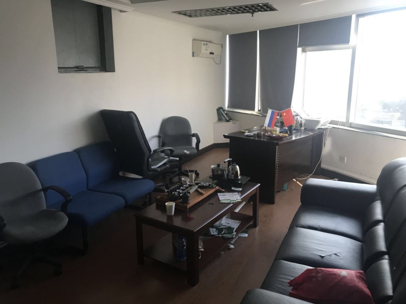 金玉兰广场黄浦 金玉兰广场 255平米 简装修