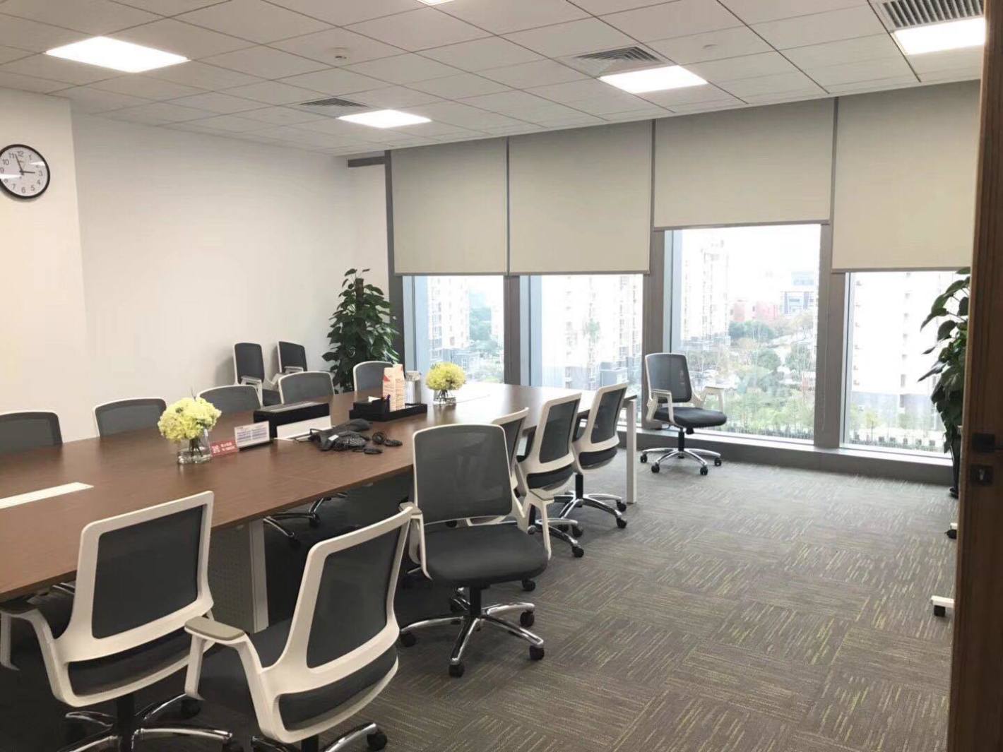 虹桥中骏广场长宁 虹桥中骏广场 322平米 中等装修