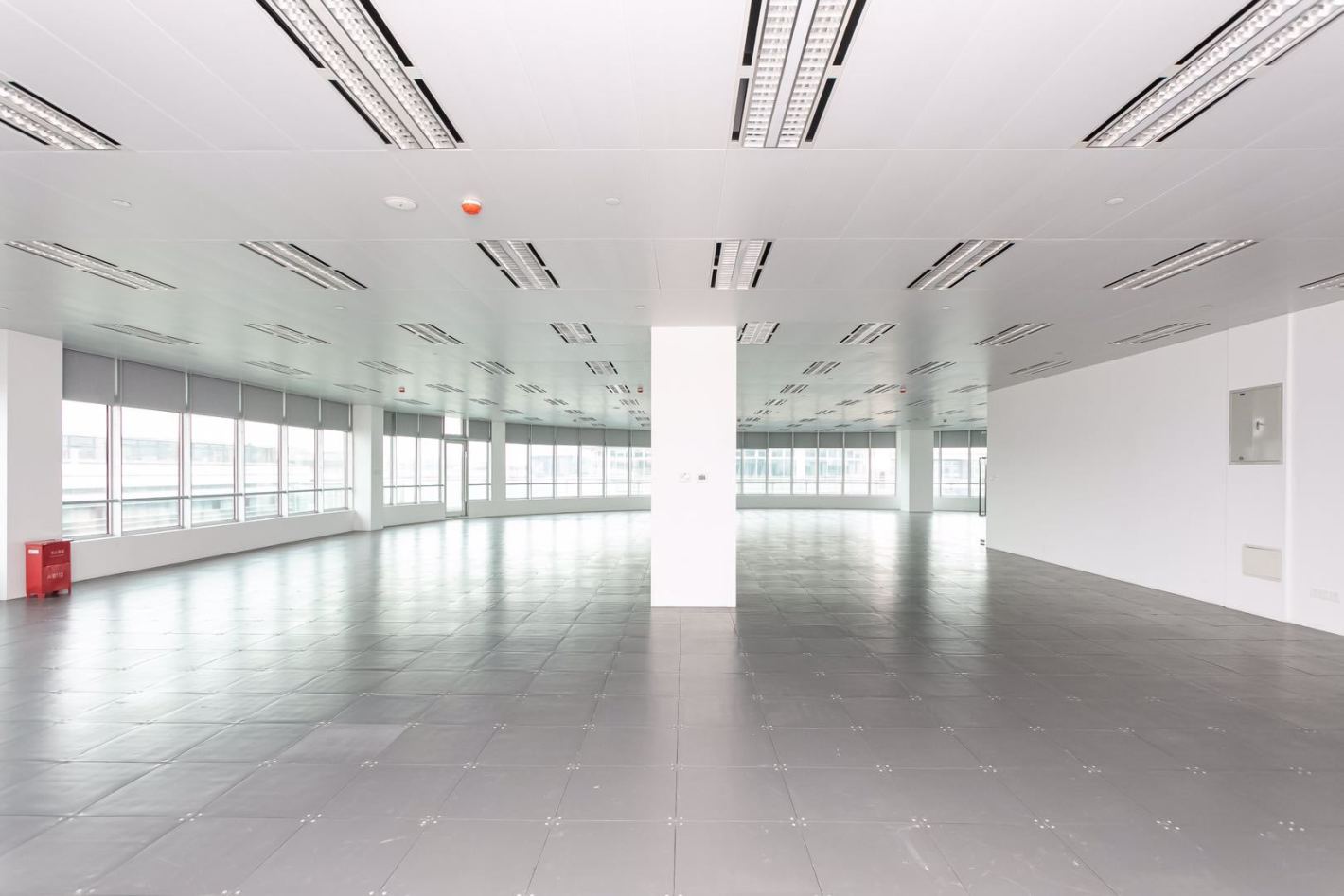 虹桥丽宝广场长宁 虹桥丽宝广场 360平米 简装修