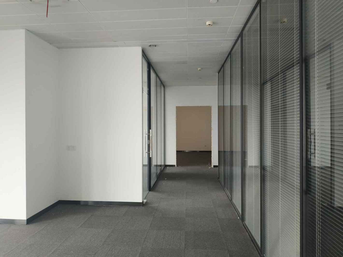 长城大厦普陀 长城大厦 220平米 简装修