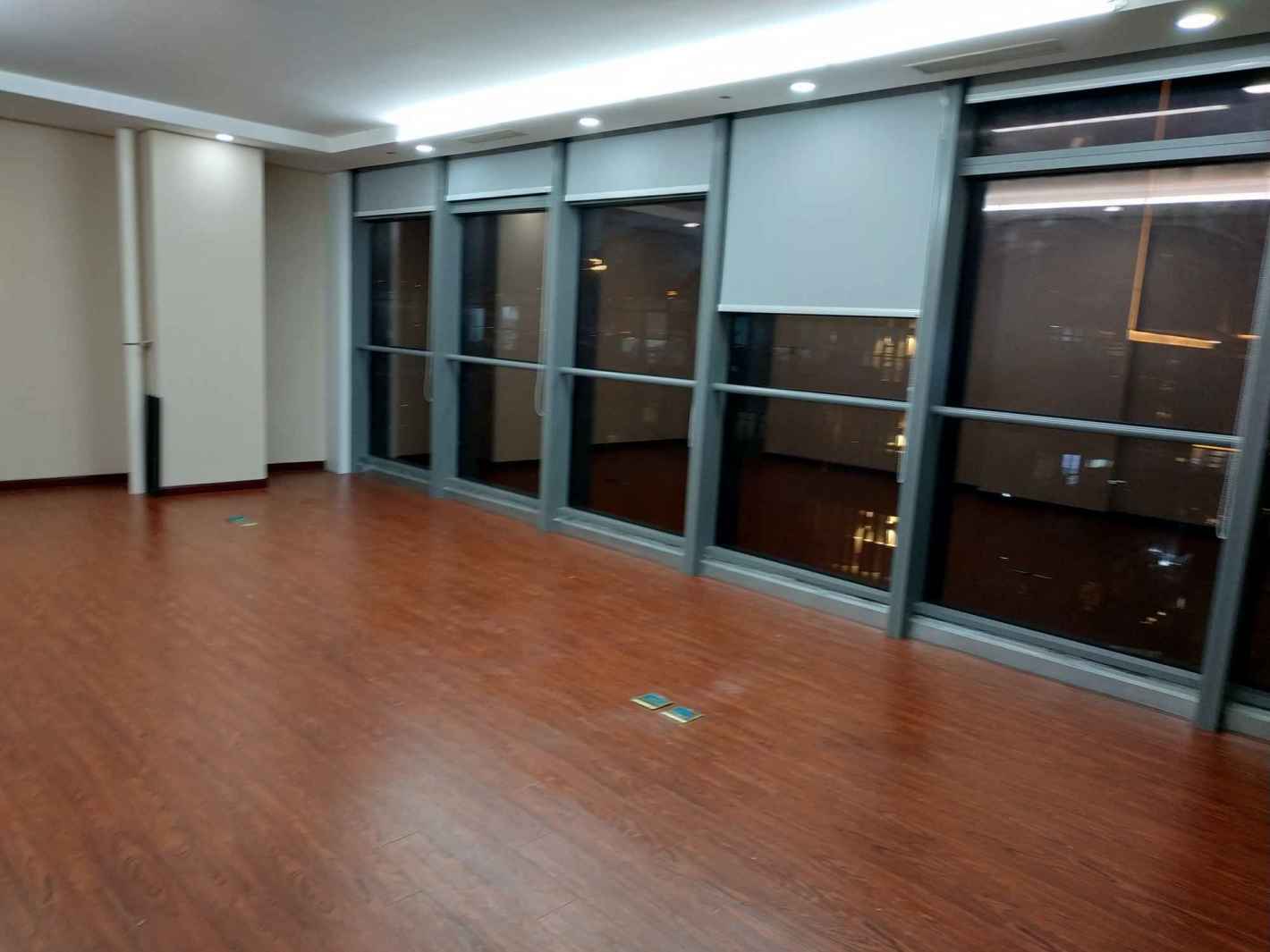 龙湖虹桥天街长宁 龙湖虹桥天街 209平米 中等装修