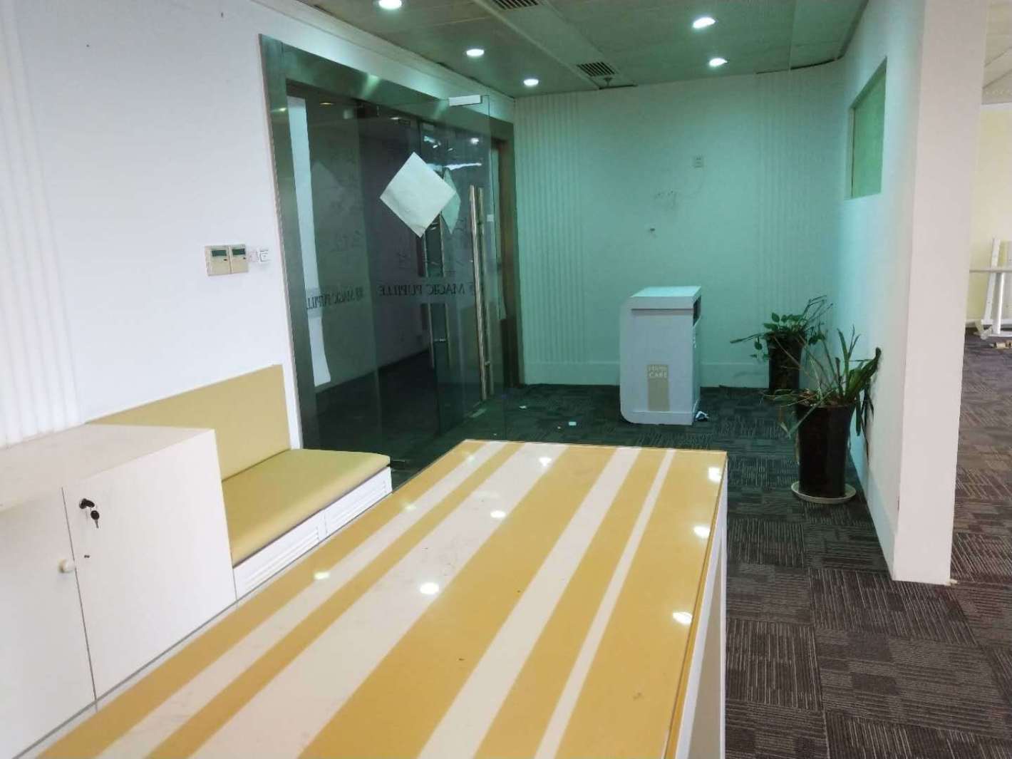 绿洲中环中心普陀 绿洲中环中心 175平米 中等装修