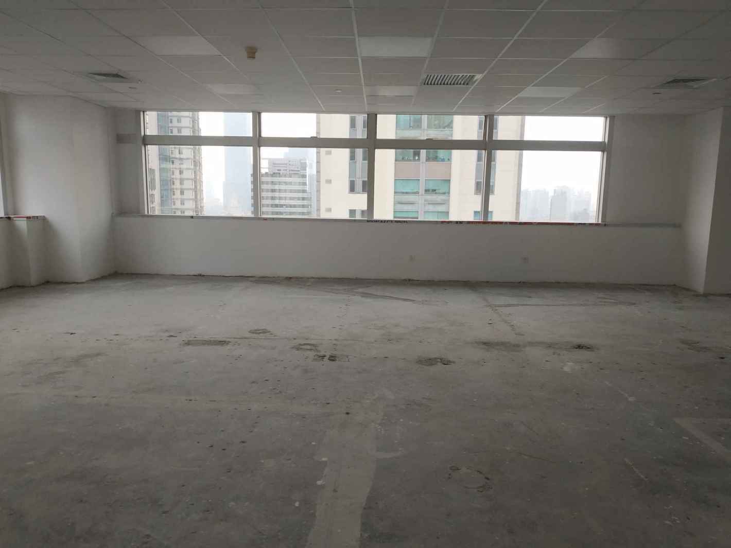 中创大厦688平米办公室出租-租金价格7.50元/m²/天
