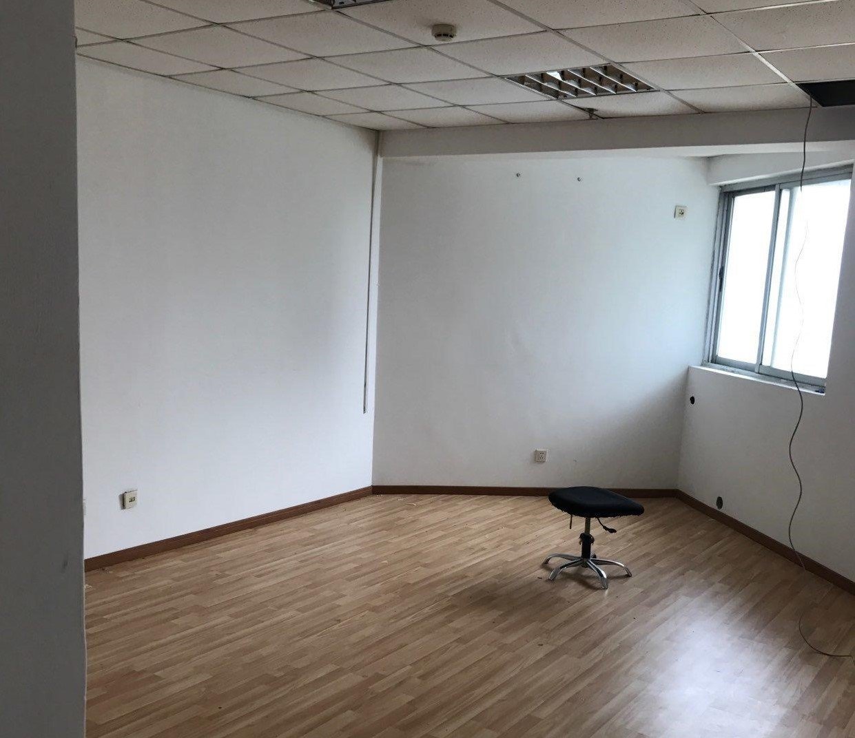 东方投资大厦（原名东方众鑫大厦）静安 东方投资大厦（原名东方众鑫大厦） 126平米 毛坯