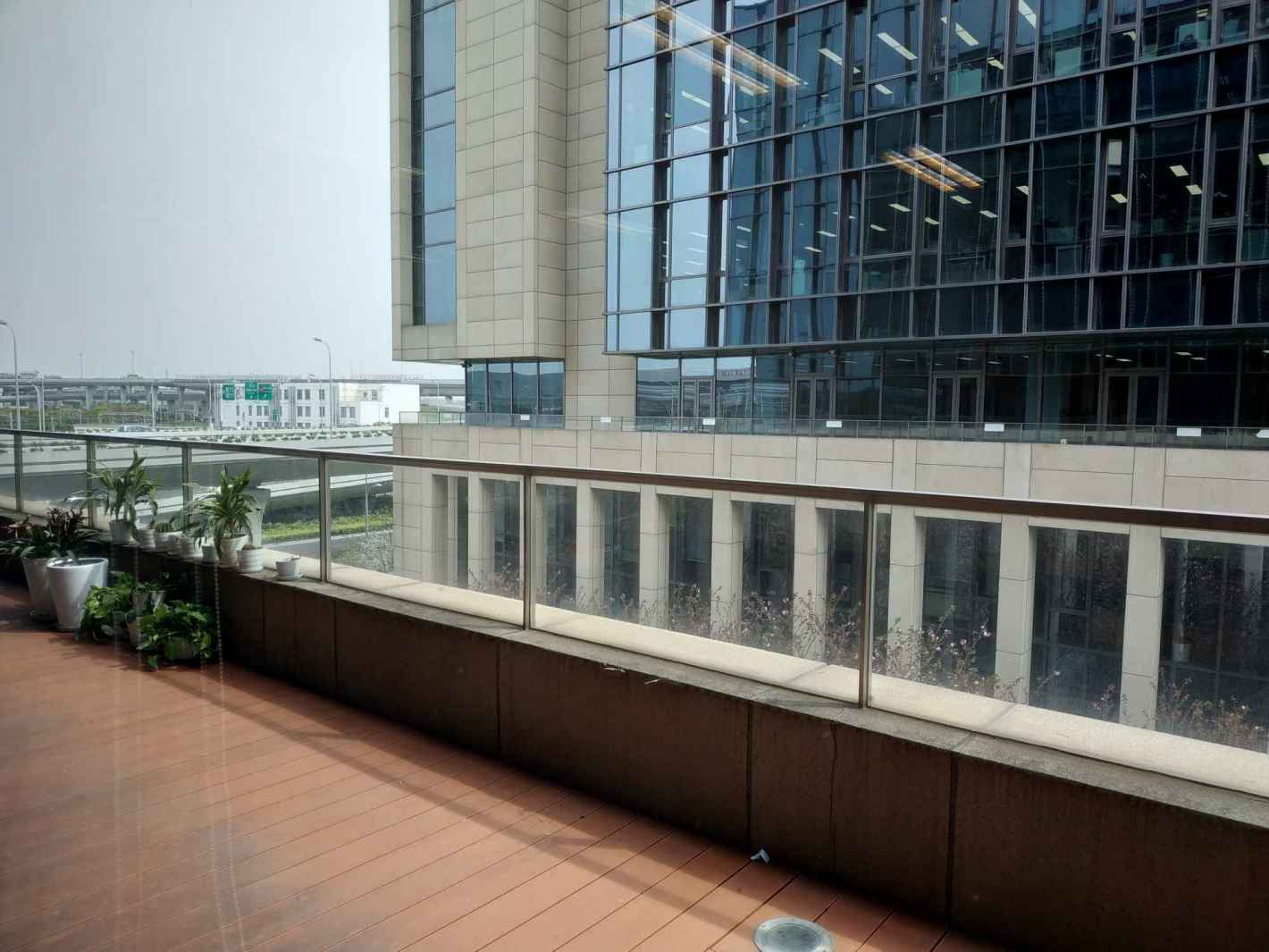 虹桥绿谷广场长宁 虹桥绿谷广场 133平米 简装修