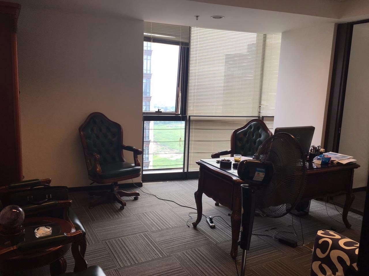 绿地汇中心徐汇 绿地汇中心 84平米 简装修