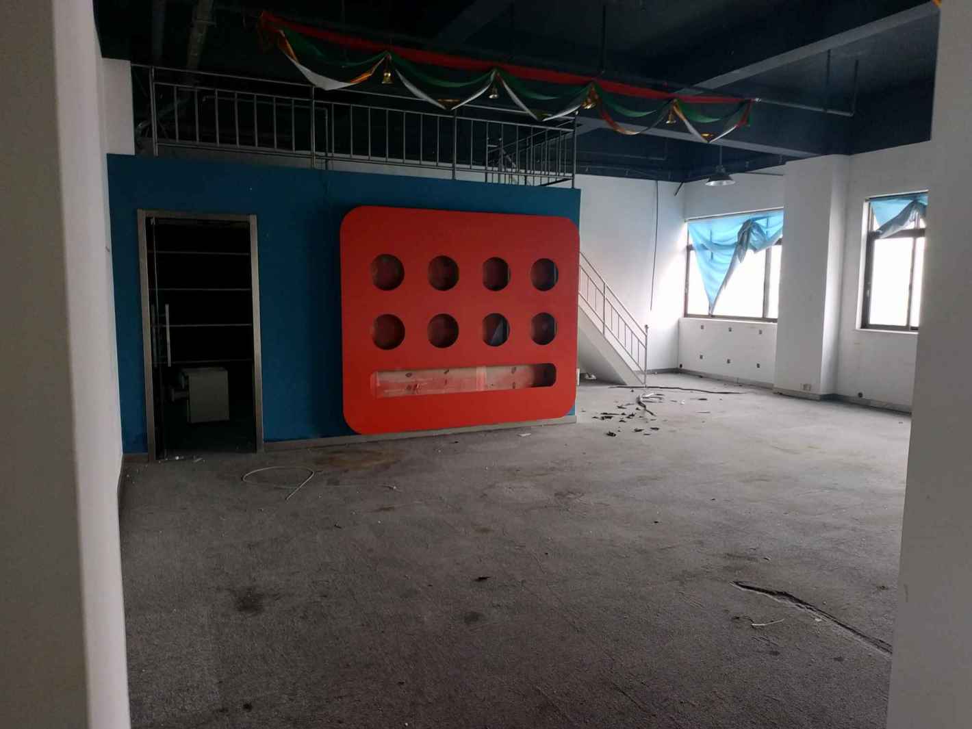 虹漕园徐汇 虹漕园 150平米 毛坯