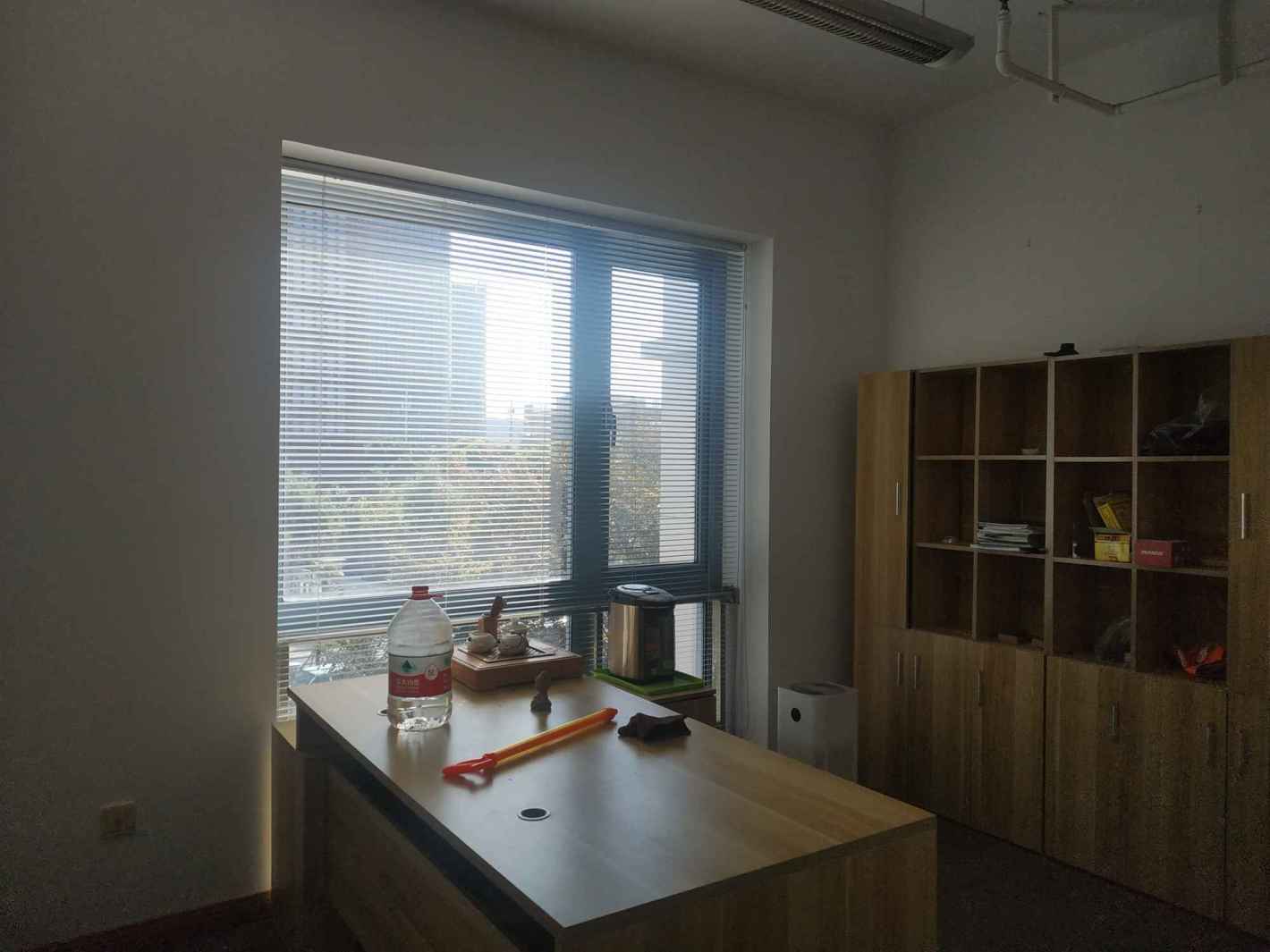 国盛中心长风公园国盛中心213平行业不限可定制装修上下水