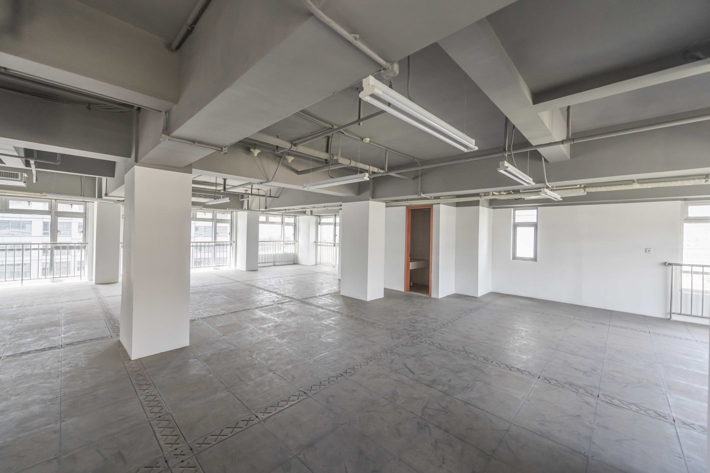 建滔商业广场长宁 建滔商业广场 312平米 简装修