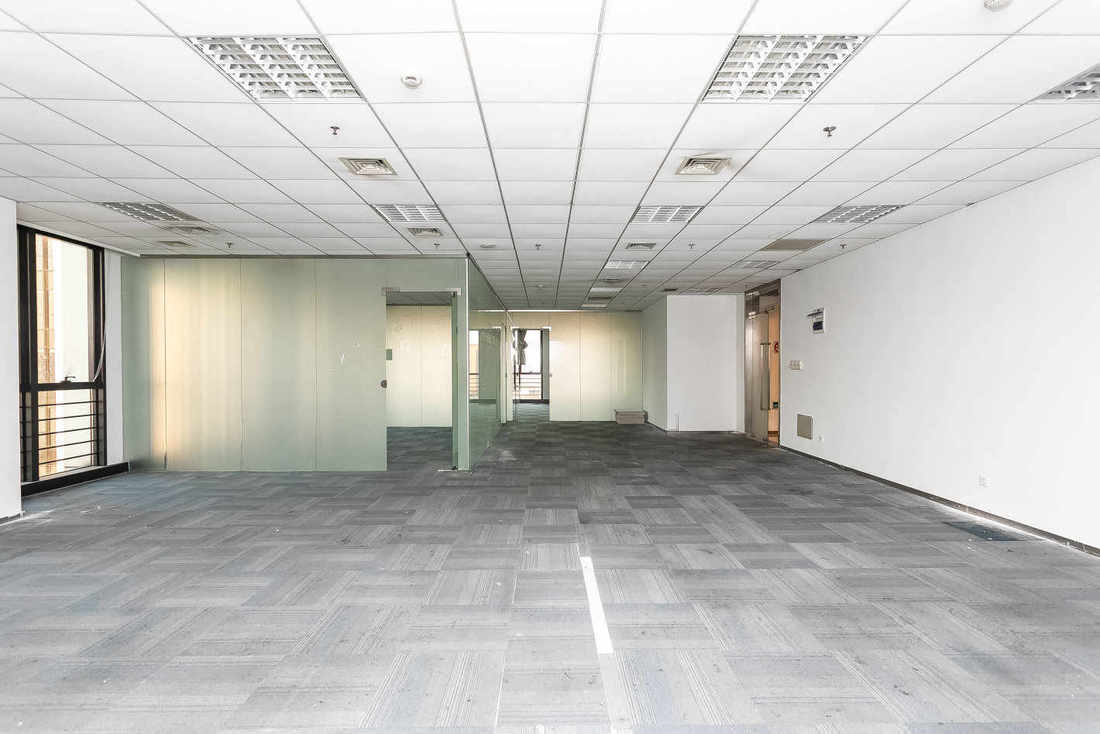 华滋奔腾大厦宝山 华滋奔腾大厦 284平米 中等装修