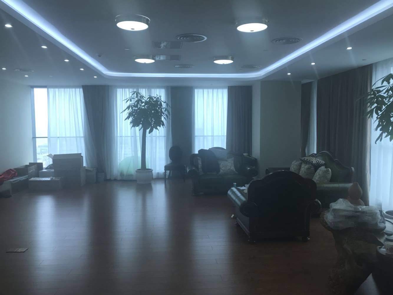 SOHO天山广场长宁 SOHO天山广场 416平米 精装修